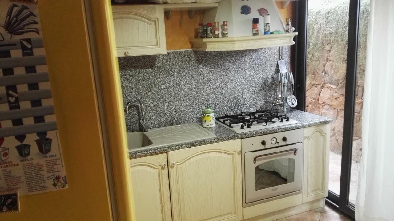 Appartamenti Sardegna Porto San Paolo  Eksteriør bilde
